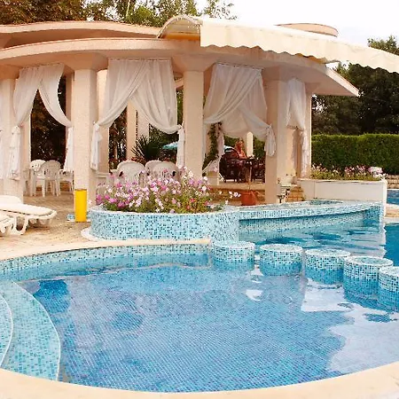 Bellevue Golden Sands Hotel 3*